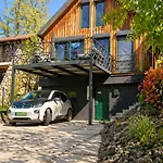 Chalet Holzhaus Sikonda *