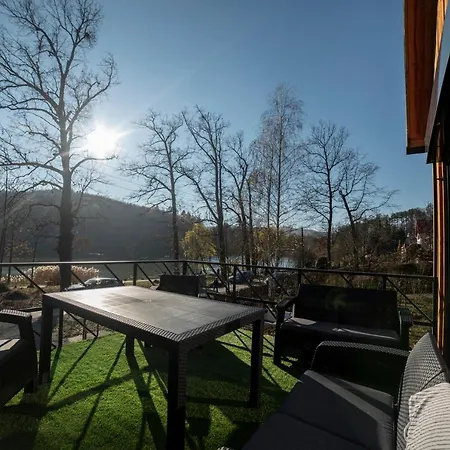 Chalet Holzhaus Sikonda