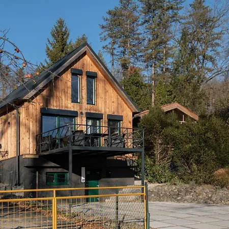 Chalet Holzhaus Sikonda